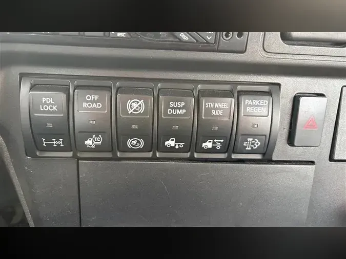 2020 INTERNATIONAL RH613