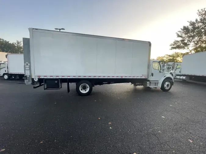 2020 FREIGHTLINER M2 106