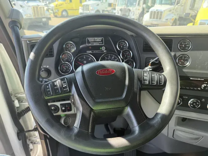 2021 Peterbilt 579