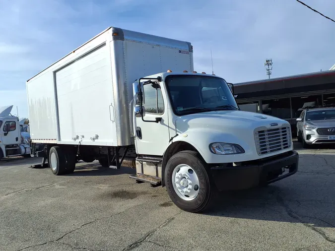 2016 FREIGHTLINER/MERCEDES M2 106