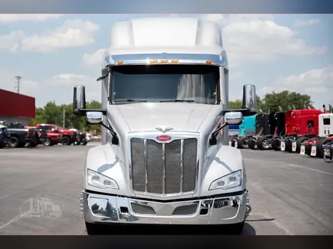 2023 PETERBILT 579