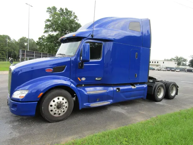 2022 Peterbilt 579