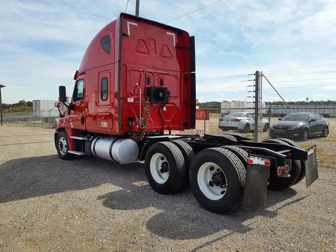 2019 FREIGHTLINER/MERCEDES CASCADIA 125