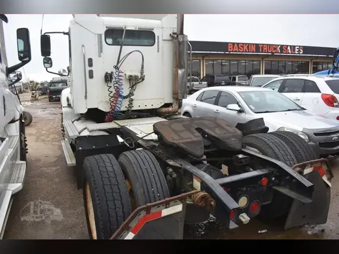 2006 FREIGHTLINER COLUMBIA 120