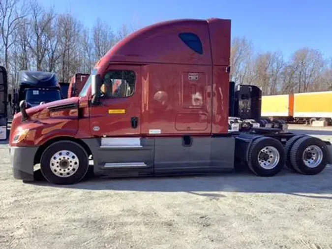 2021 Freightliner Cascadia