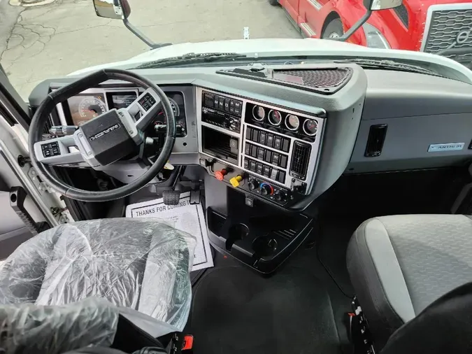 2020 MACK Anthem516a9ddcb3f8f12dc501a8e9e43de531