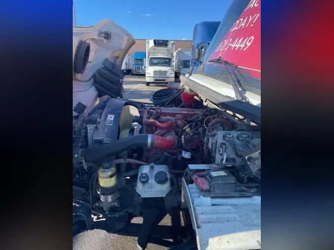 2020 FREIGHTLINER/MERCEDES M2 106