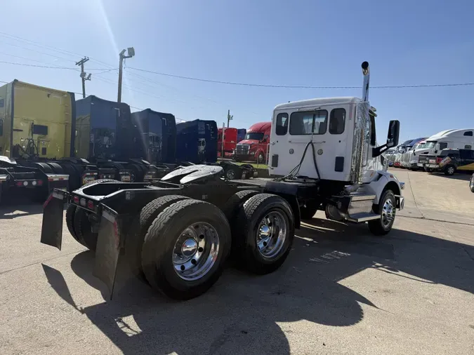 2020 Peterbilt 567