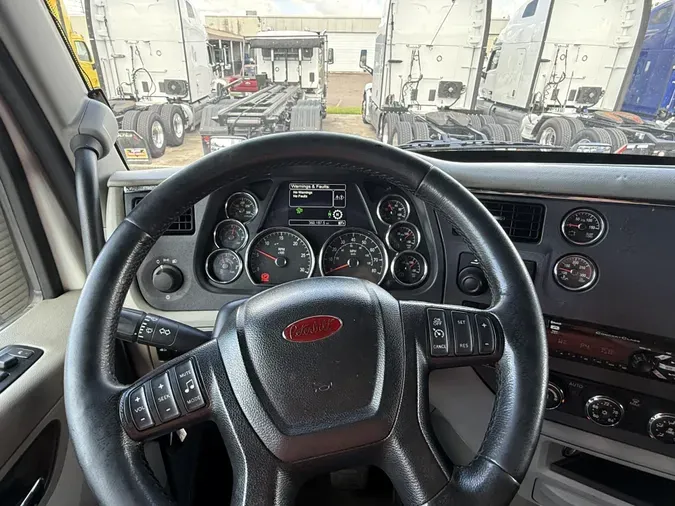 2020 Peterbilt 579