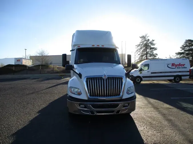 2020 NAVISTAR INTERNATIONAL LT625 SLPR CAB