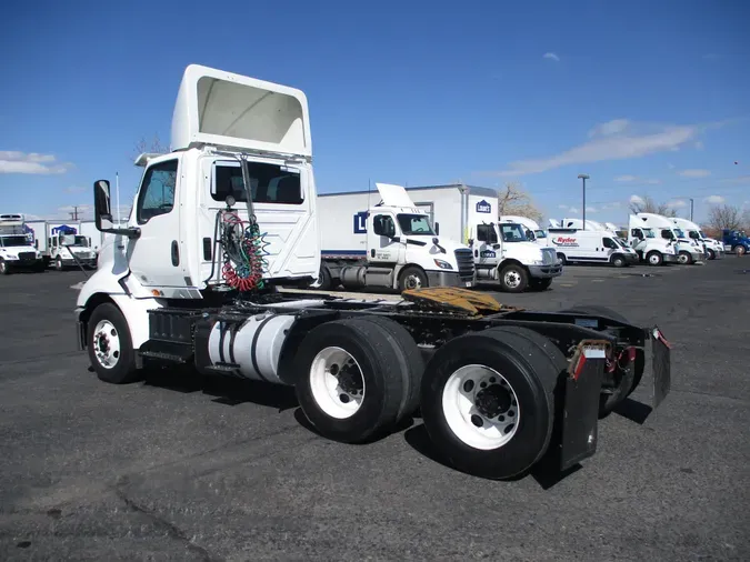 2018 NAVISTAR INTERNATIONAL RH613 DAYCAB T/A