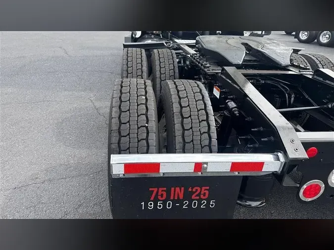 2022 FREIGHTLINER CA116