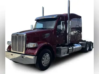 2022 Peterbilt 567