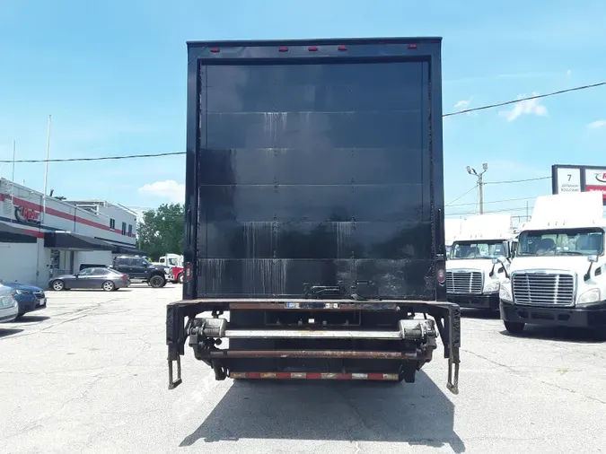 2018 FREIGHTLINER/MERCEDES M2 106