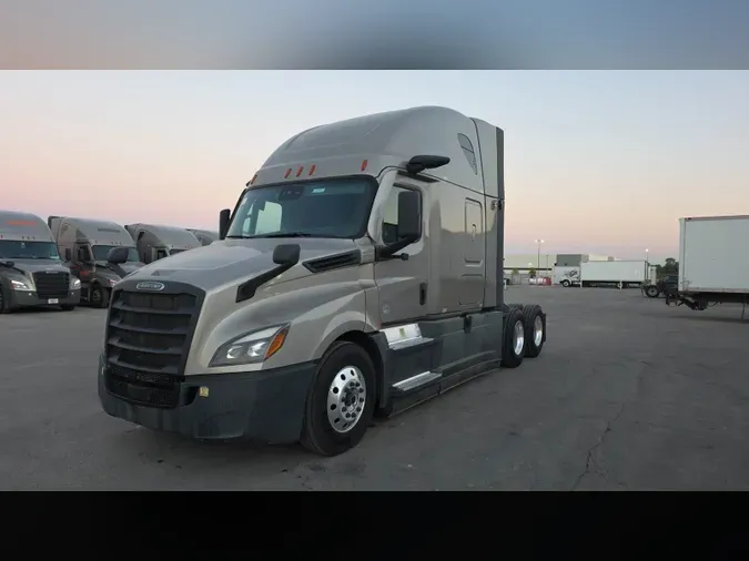 2023 Freightliner Cascadia 126