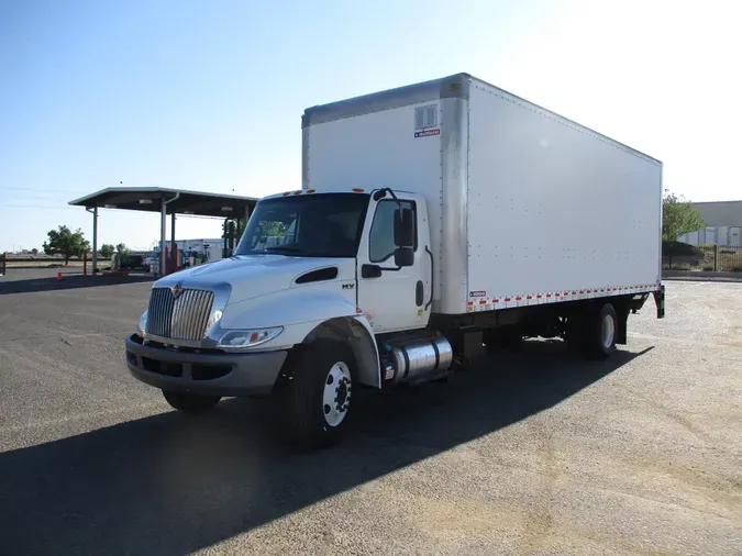 2021 NAVISTAR INTERNATIONAL MV607 (4X2)