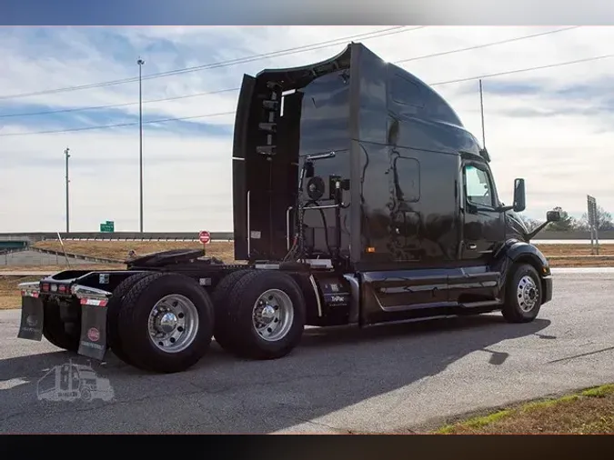 2023 PETERBILT 579