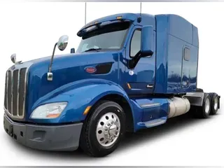 2022 Peterbilt 579