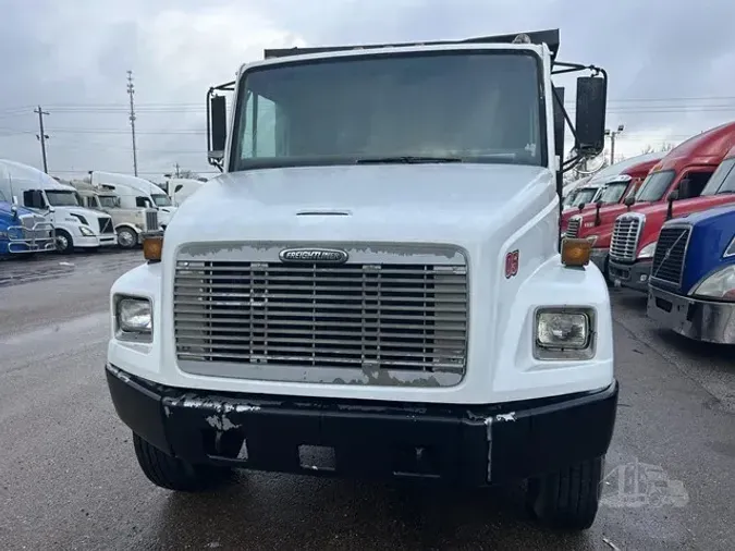 2000 FREIGHTLINER FL80