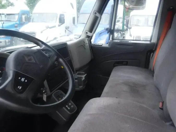 2018 NAVISTAR INTERNATIONAL 4300