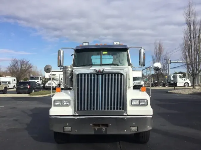 2020 WESTERN STAR 4900FA