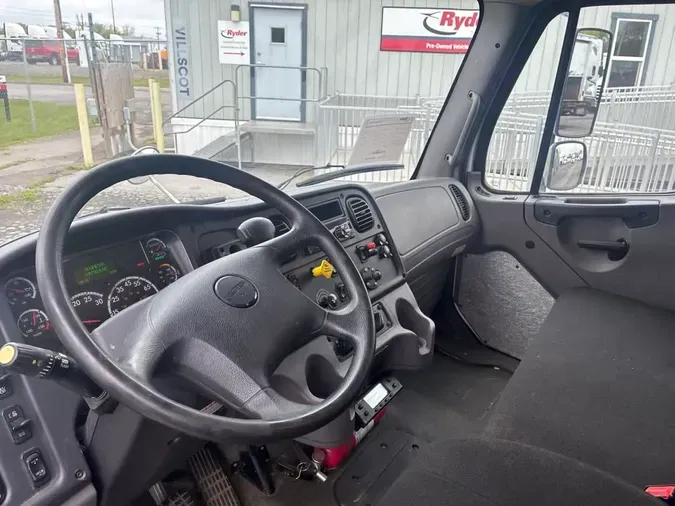 2019 FREIGHTLINER/MERCEDES M2 1065193806d05d9a812bc248608a076f28d