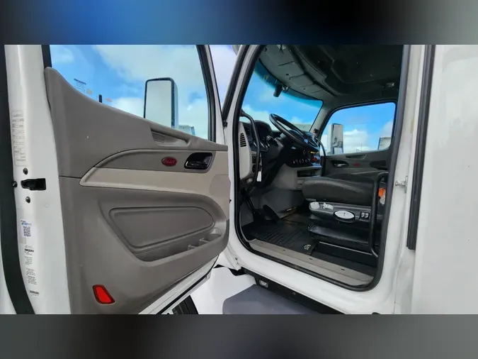 2021 Peterbilt 579