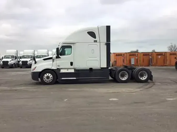 2021 Freightliner Cascadia