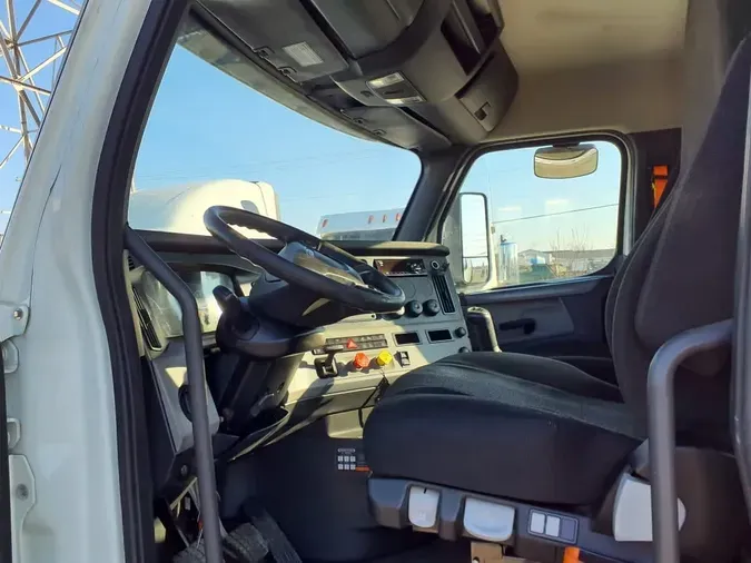 2020 FREIGHTLINER/MERCEDES NEW CASCADIA 116