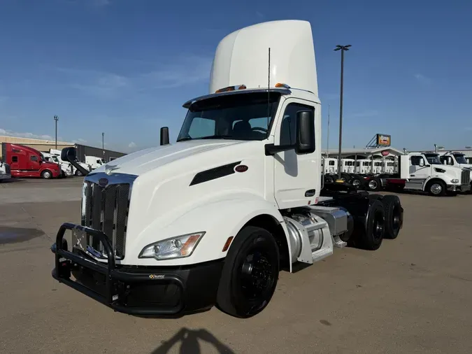 2023 Peterbilt 579