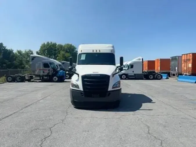 2020 Freightliner Cascadia