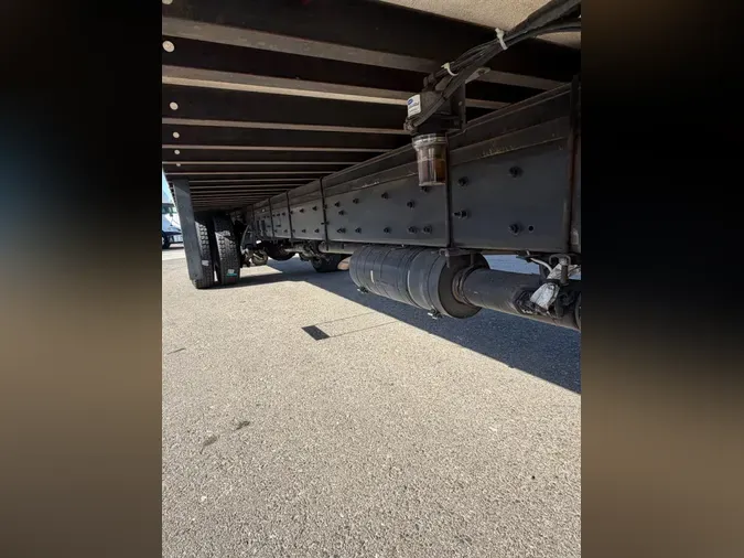 2016 FREIGHTLINER/MERCEDES M2 106