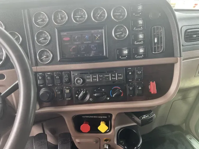 2016 Peterbilt 367