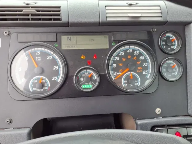 2020 FREIGHTLINER/MERCEDES CASCADIA 125