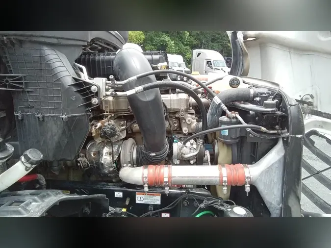2022 Freightliner Cascadia 12651a95acee65eaa472f3c34199558b37c