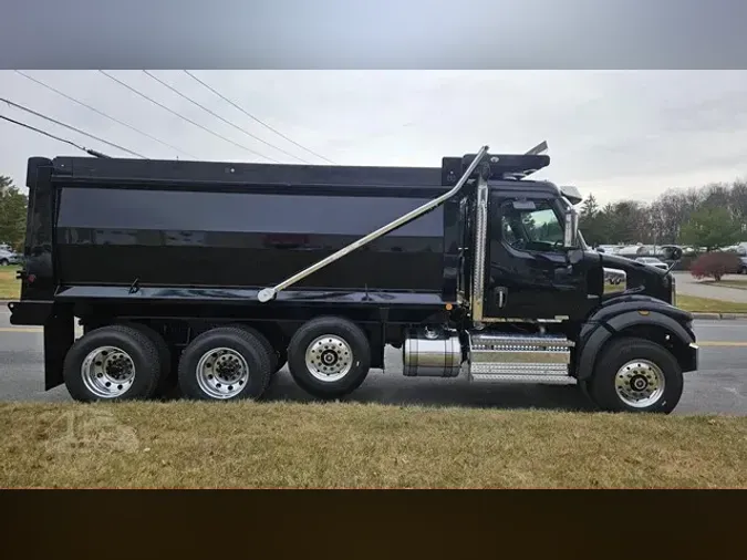 2025 WESTERN STAR 47X