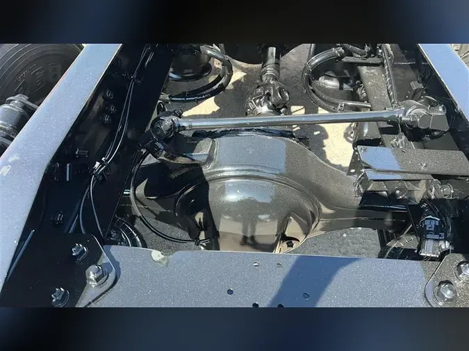 2023 FREIGHTLINER CA126