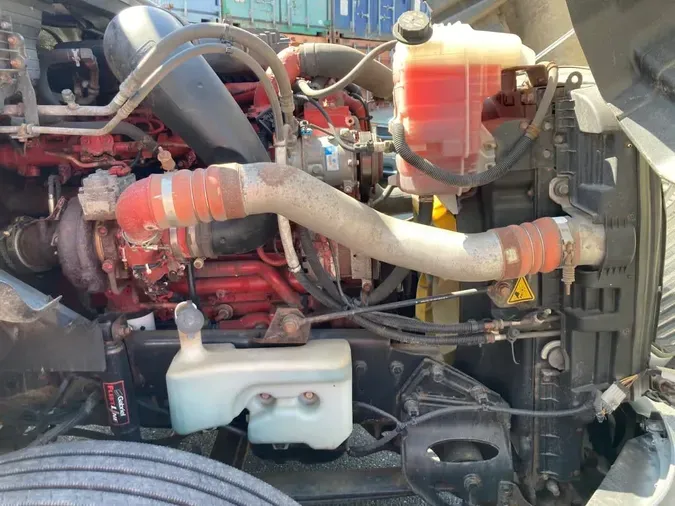 2019 NAVISTAR INTERNATIONAL LT625 DAYCAB T/A51b471fb8827ee3045bfd0d4e093d0cc