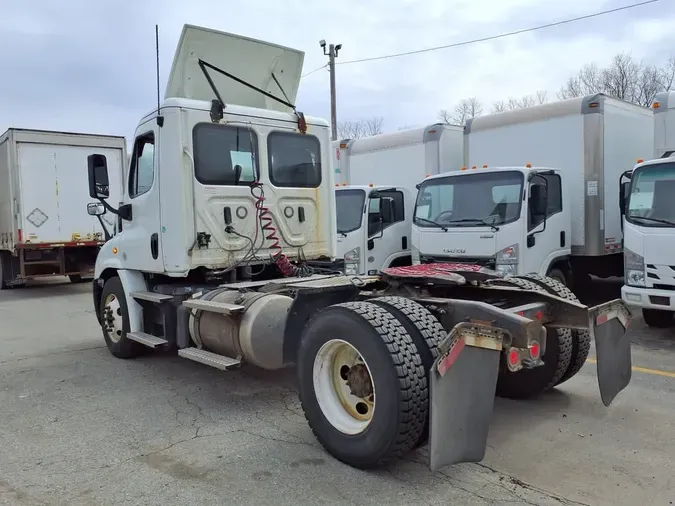 2019 FREIGHTLINER/MERCEDES CASCADIA 11351b629dee9496cd1fc8cc4850a4370c2