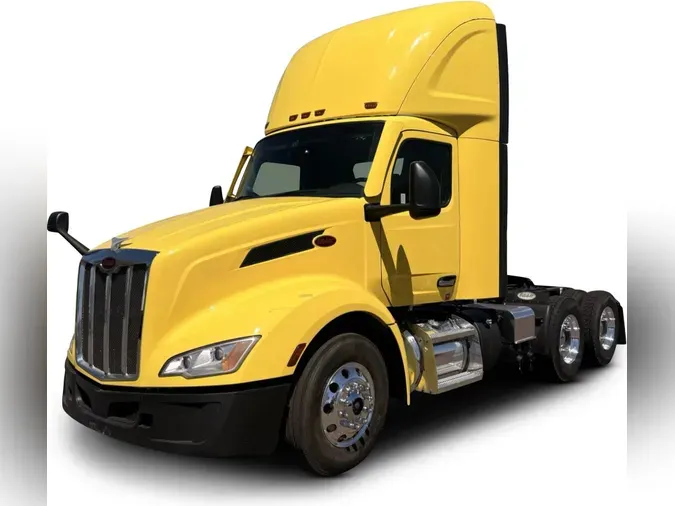 2023 Peterbilt 57951b95ce9ccff0b4b13dca208f2bbfd0f
