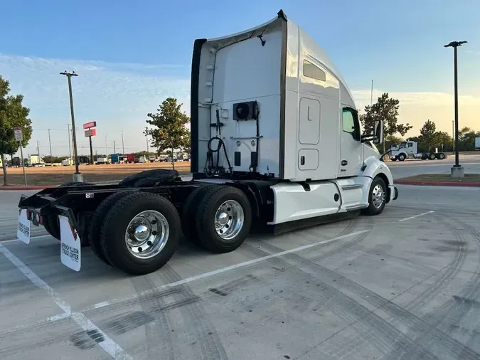 2022 Kenworth T680