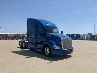 2021 KENWORTH T680