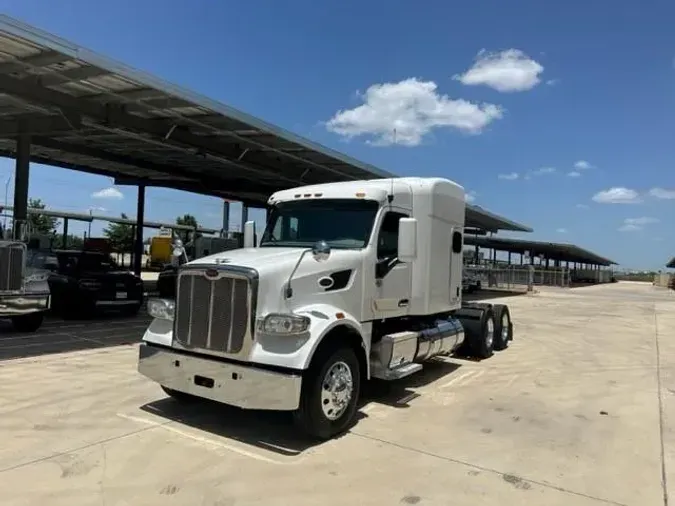 2021 Peterbilt 567