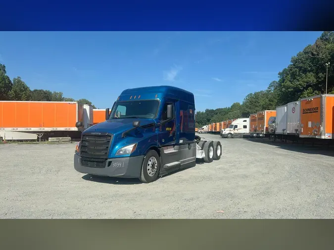 2022 Freightliner Cascadia 12651c22b01d6d04fcc3a5c26fa0d05d18e
