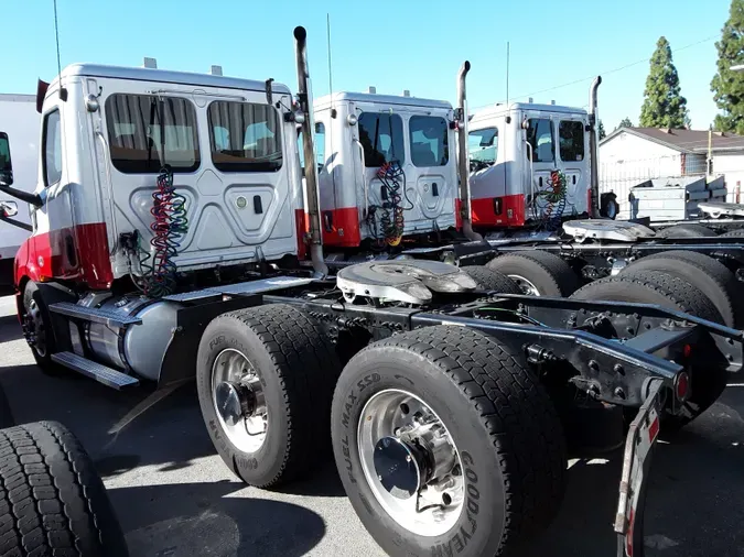 2020 FREIGHTLINER/MERCEDES NEW CASCADIA 116