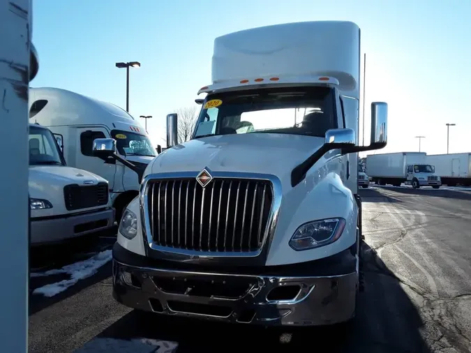 2020 NAVISTAR INTERNATIONAL LT625 DAYCAB T/A