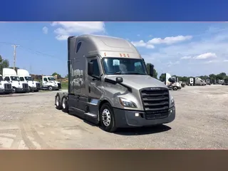 2025 Freightliner Cascadia 126