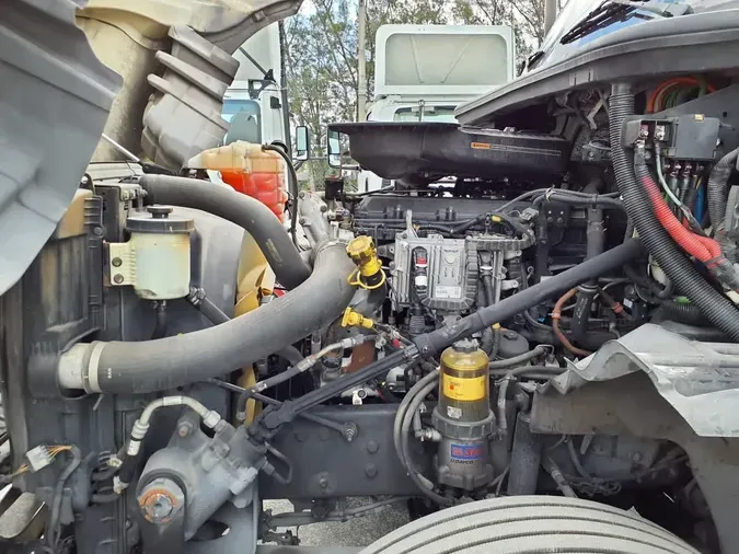 2018 NAVISTAR INTERNATIONAL LT625 DAYCAB T/A51c8c10f7f55d0e9b0e7f164db7bb049