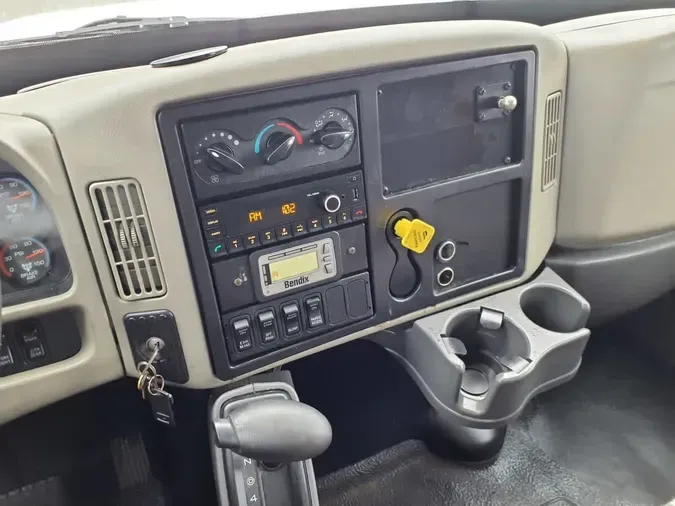 2019 NAVISTAR INTERNATIONAL 4300
