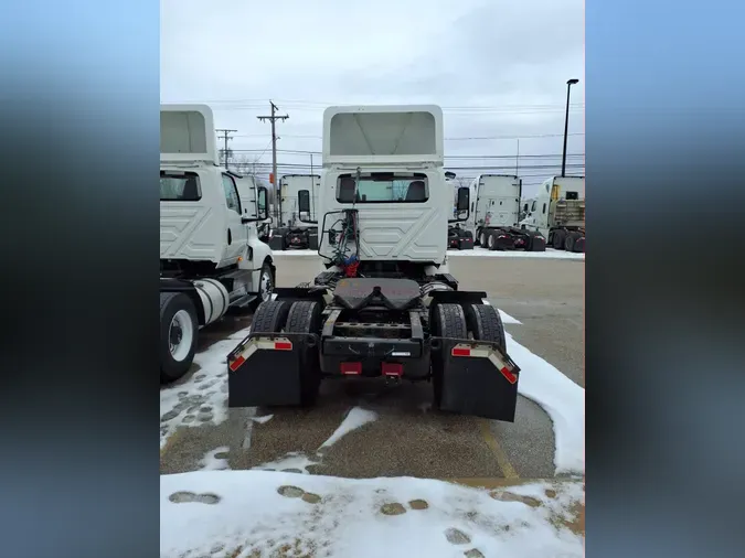 2019 NAVISTAR INTERNATIONAL RH613 DAYCAB S/A51ce5887b4380ffbe217c1248b5fb1a9